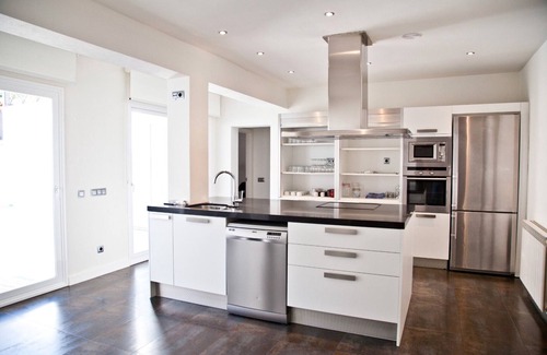 Port d'Andraitx Villa | Villa 'Ca Nostra' with Mountain Views, Wi-Fi and Air Conditioning