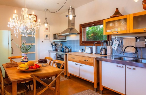 Urbanizacion S'Estanyol Villa | Villa 'Cals Bascos' with Sea View, Private Terrace and Wi-Fi