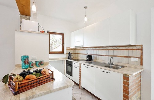 Cupra Marittima Villa | Villa Campoluce: A welcoming two-story villa in a quiet position, in the Marche countryside, at a short distance from the sea, with Free WI-FI.