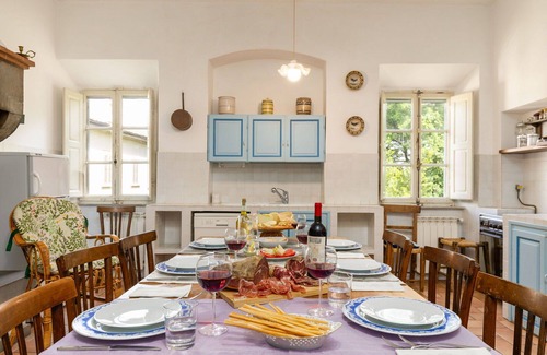 Le Piazze Villa | Villa Cangeli - Vacation Rental with swimming pool in Valdichiana, Tuscany.