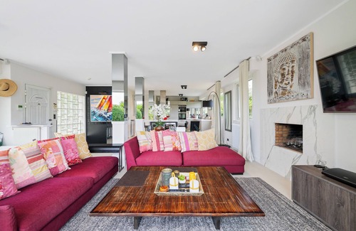 La Croix des Gardes Villa | VILLA CANNES: V. private, 15 mins walk to beach. Child friendly. Salt water pool