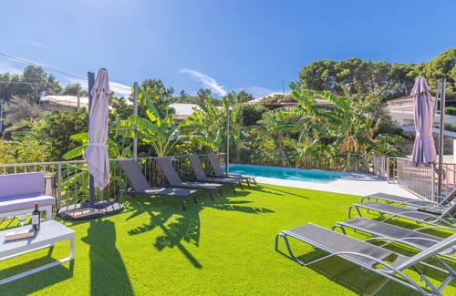 Callosa d' En Sarria Villa | Villa "Casa Rural Altaret" with Sea View, Pool, Garden & Wi-Fi