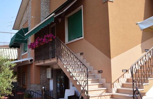 Pacengo Bed & Breakfast | Villa Chiara