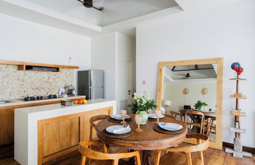 Sunset Road Villa | Villa Chloe Seminyak