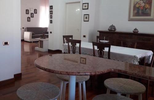 Genga Villa | Villa Claudia indipendente con piscina ad uso esclusivo