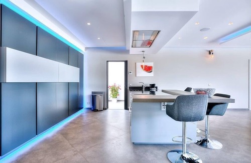Antibes Villa | villa contemporaine luxueuse