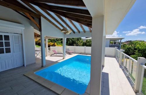 Trois-Rivieres Villa | Villa Corazon