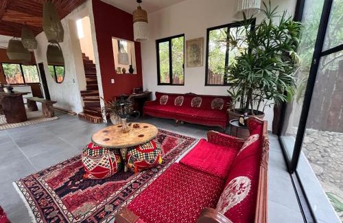 Soliman Bay Villa | Villa curandero