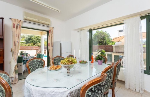 Ayia Marina Chrysochous Villa | Villa Olivetta - Three Bedroom Villa, Sleeps 7
