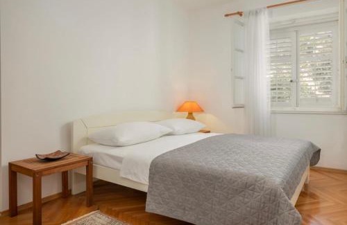 Vrpolje Apartment | Villa Dada-Apartman Mirta