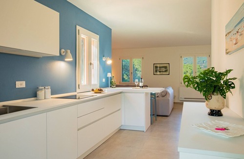 Porto Azzurro Villa | Villa Dei Pini, Porto Azzurro