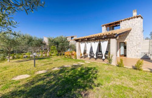 Cala Sinzias House | Villa del Moro, FREE WIFI, 300mt from Sinzias' Beach