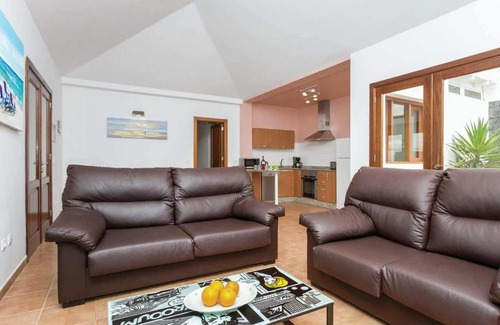 Playa Blanca Villa | Villa del Sur