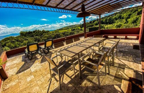 Passignano sul Trasimeno Villa | Villa Delle Rose