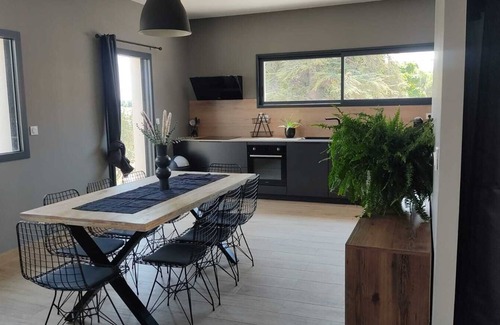 Meze House | Villa des Oliviers
