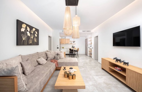 Malevizi Villa | Villa Emiliana, Minimalist Design & Spa Retreat