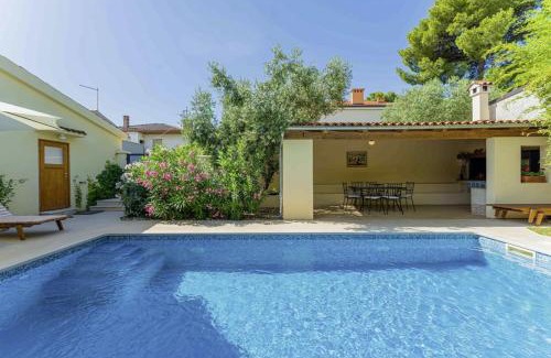 Gregovica Villa | Villa Ene in Pula - Haus für 6 Personen