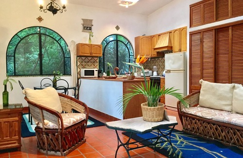 Cuernavaca House | Villa Escondida Private for Couples,w/Manicured Gardens, Pool, Cabaña & BBQ.