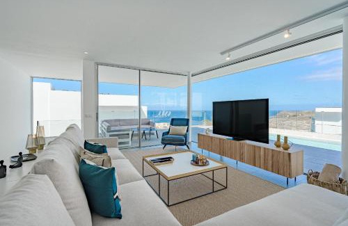 Callao Salvaje Villa | Villa Estándar 1 - Casangular by Upper