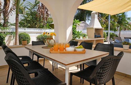 Ayia Thekla Villa | Villa Evia - Walking to Med Sea