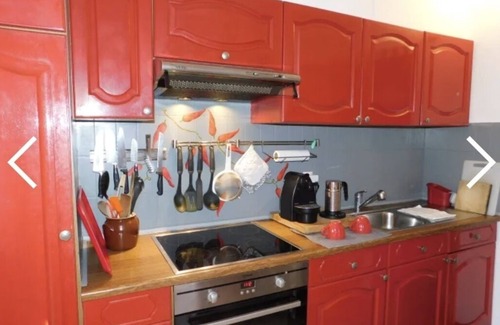 Villeneuve-Loubet Villa | Villa for 5 people with private garden, pool and parking