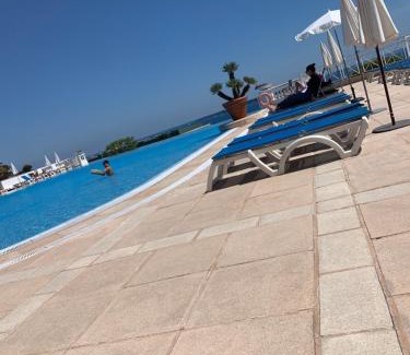 La Croix des Gardes Apartment | Villa Francia Résidence piscine tennis à 500m des plages de Cannes