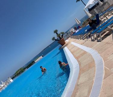 La Croix des Gardes Apartment | Villa Francia Résidence piscine tennis à 500m des plages de Cannes
