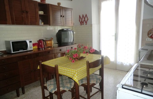 Marina di Pietrasanta Villa | Villa Gloria, garden and large terrace 300m from the sea