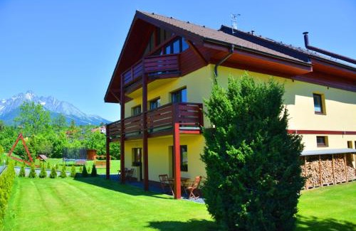 Nova Lesna House | Villa Gold