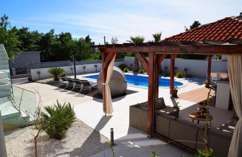 Seline Villa | Villa Golden Apple