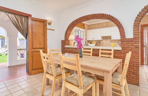 Frigiliana Villa | Villa 'Grayce' with Mountain Views, Wi-Fi, and Air Conditioning