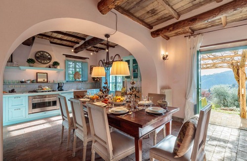 Villabuona Villa | Villa Gufo The Place to Be. Panoramic Private Pool with a Lucca View and Private Tennis Court