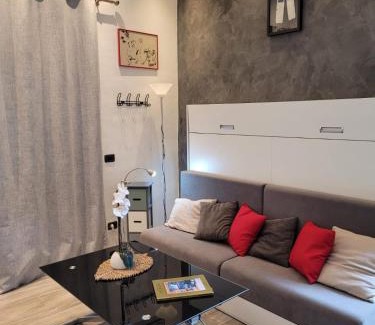 Cannes City Centre Apartment | Villa Gustave, studio confort avec balcon Centre Cannes