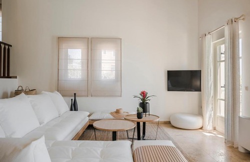 Evreti House | Villa Helios