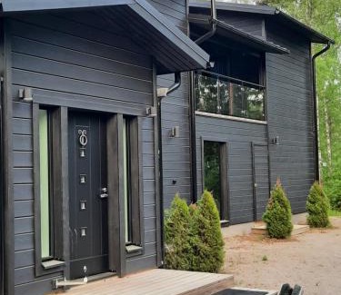 Ahtari House | Villa Hiili