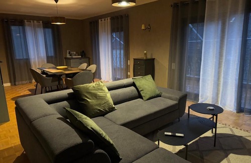 Cosne-Cours-sur-Loire Villa | Villa in Cosne