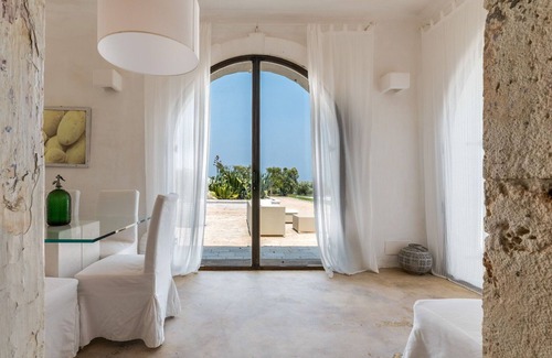 Ostuni Villa | Villa in Ostuni with 9 bedrooms sleeps 18