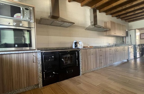 Lobeira Apartment | Villa in Ourense with views
