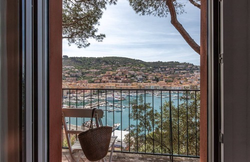 Porto Santo Stefano Villa | Villa in Porto Santo Stefano with 4 bedrooms sleeps 8