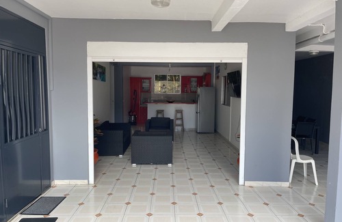 Saint-Esprit Villa | Villa in the quiet and relaxing countryside with swimming pool 10, 15 minutes from the beaches