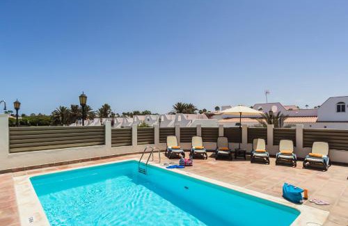 Corralejo Villa | Villa Jenny by Villa Plus