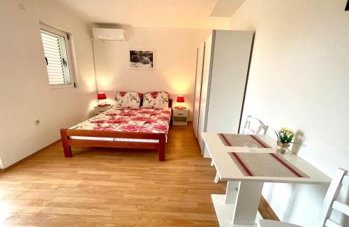 Jadranovo Apartment | Villa Julie