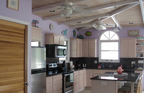 Seagrape Hill Villa | Villa Jumbie-Spacious Deck- Fabulous Views of Coral Bay!