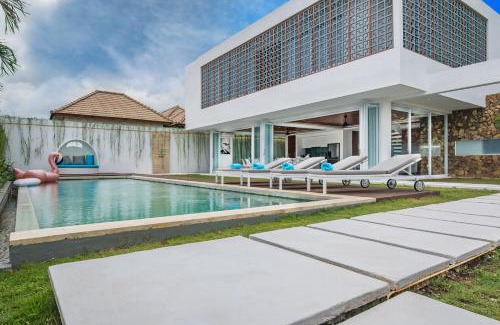 Sunset Road Villa | Villa Kamag Seminyak
