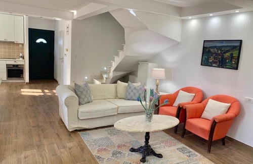 Krasici Apartment | Villa KeyD