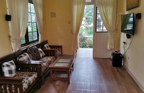 Cipanas Villa | Villa kota bunga 3 kamar bersih dan terawat