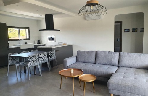 Afa Villa | Villa l'alivu
