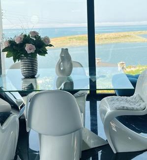 Louannec Villa | Villa l'hermine Vue mer exceptionnelle, prestation luxe contemporaine avec cinema et spa, borne voit électrique