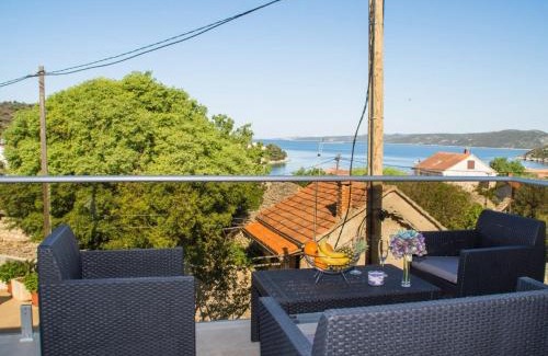 Veliki Drvenik Apartment | Villa LA-Comfort One Bedroom Apartment with Sea View Terrace 1