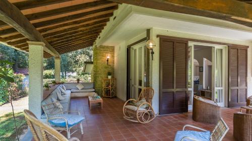 Marina di Pietrasanta Villa | VILLA LA MERIDIANA 8&1, Emma Villas